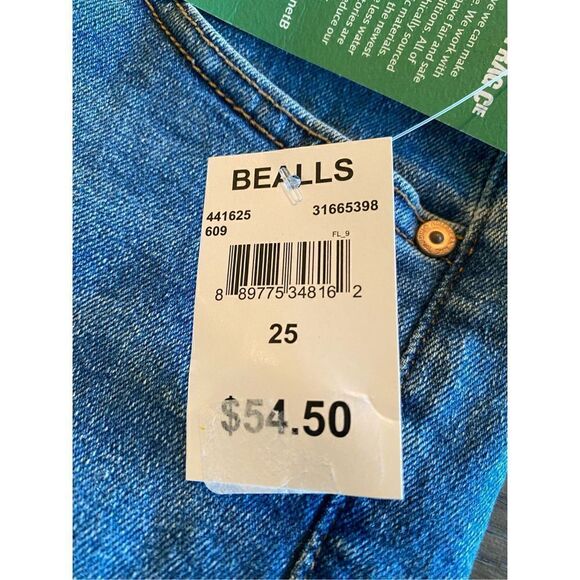 AMERICAN RAG  JUNIORS 1/25 PAPER BAG WAIST SHORTS MEDIUM WASH - Picture 11 of 11